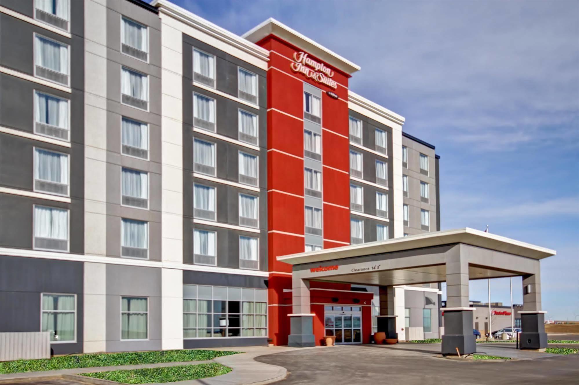 Hampton Inn & Suites By Hilton Grande Prairie Εξωτερικό φωτογραφία